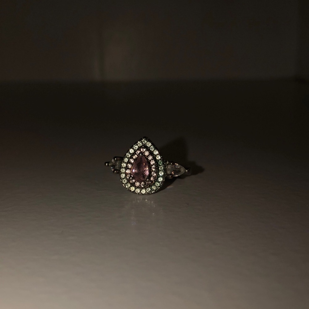 5 Rings - Picture 2 of 6